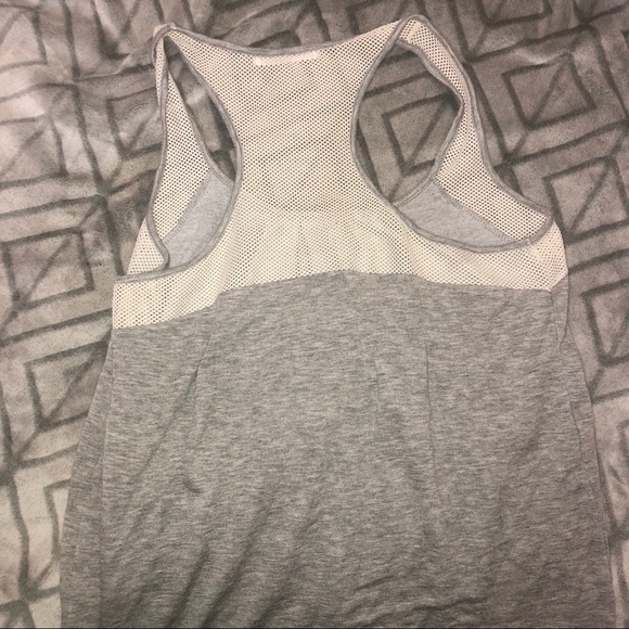 Tank top - Picture 2 of 2